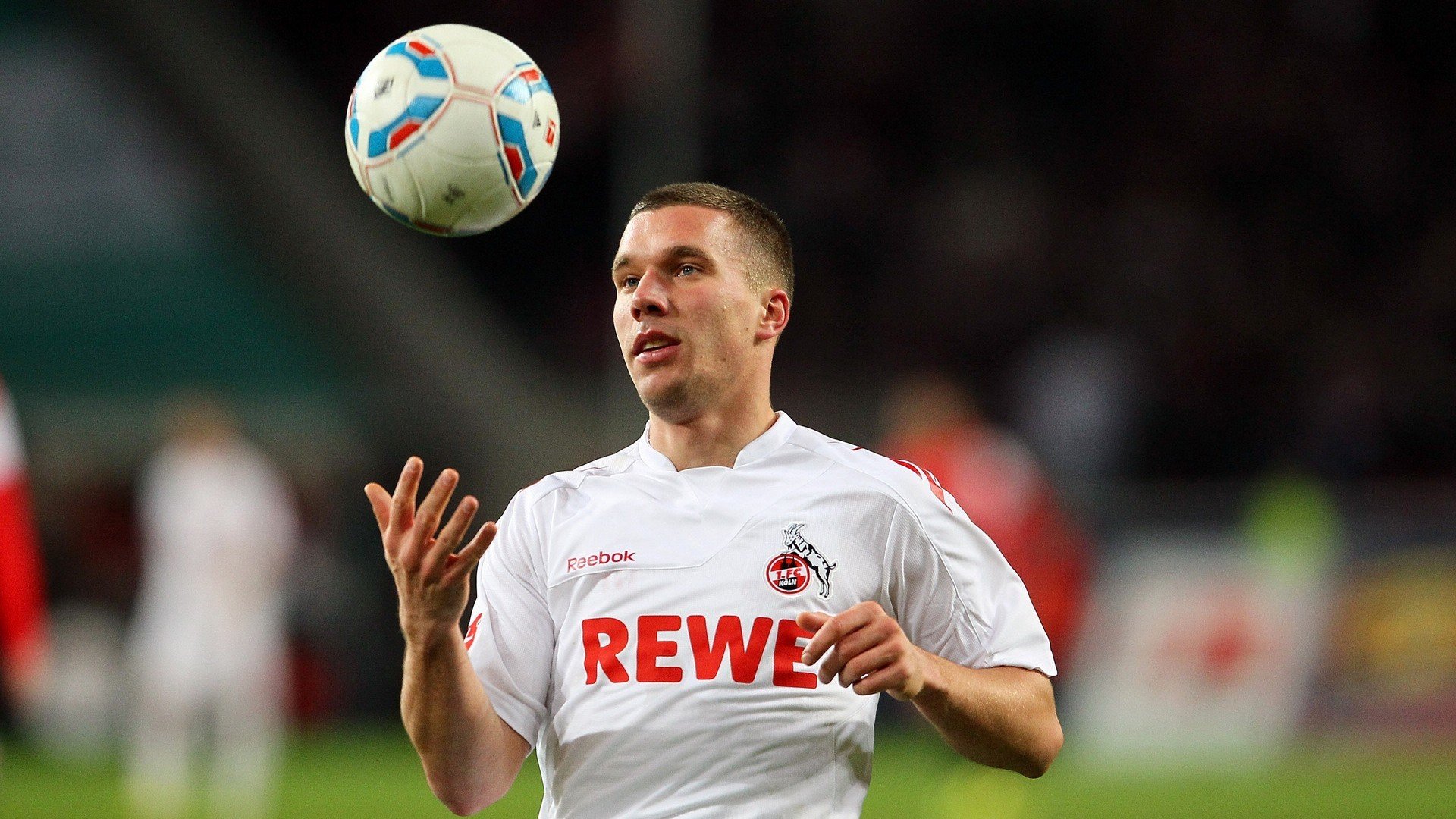 世界杯赛事营销案例成为体育管理课程教材，世界杯营销战开打